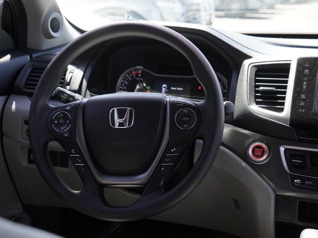 Used 2017 Honda Pilot EX image 22