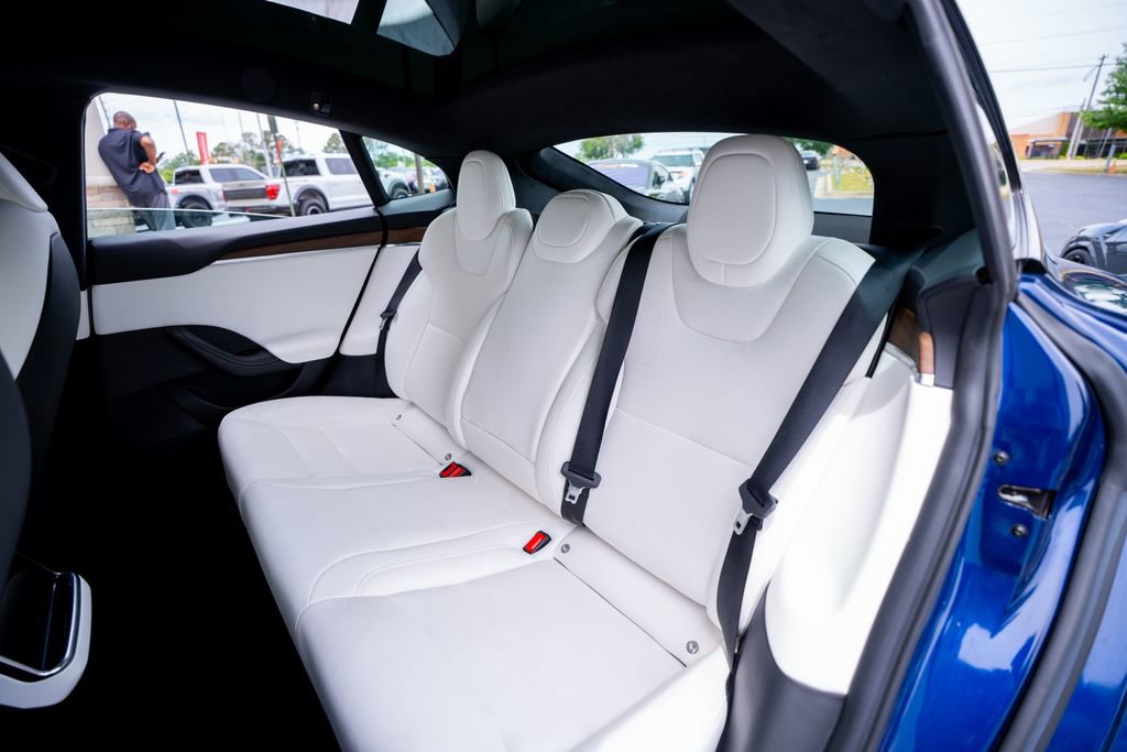 Used 2023 Tesla Model S Standard Range AWD/4WD image 40