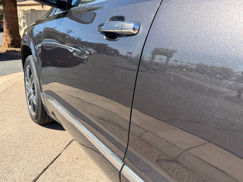 Used 2019 GMC Acadia Denali AWD/4WD image 27