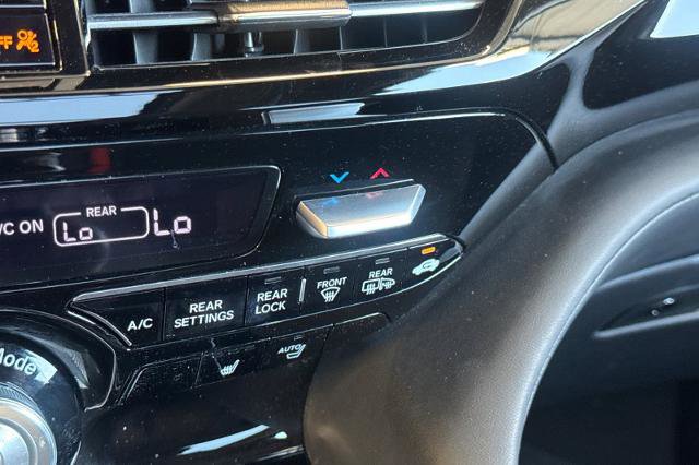 Used 2023 Acura MDX FWD w/ Technology Package image 30