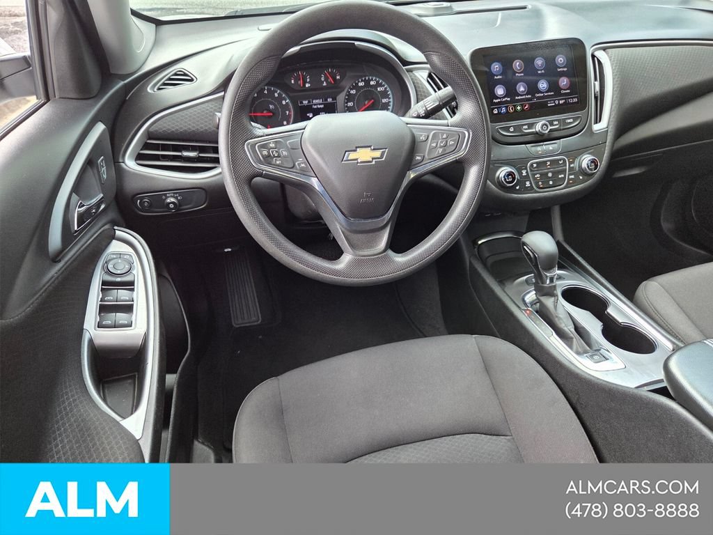 Used 2024 Chevrolet Malibu LT FWD image 7