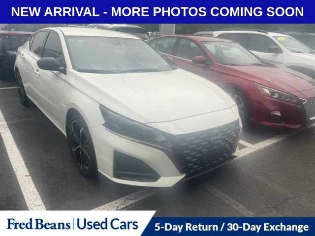 Used 2023 Nissan Altima 2.5 SR