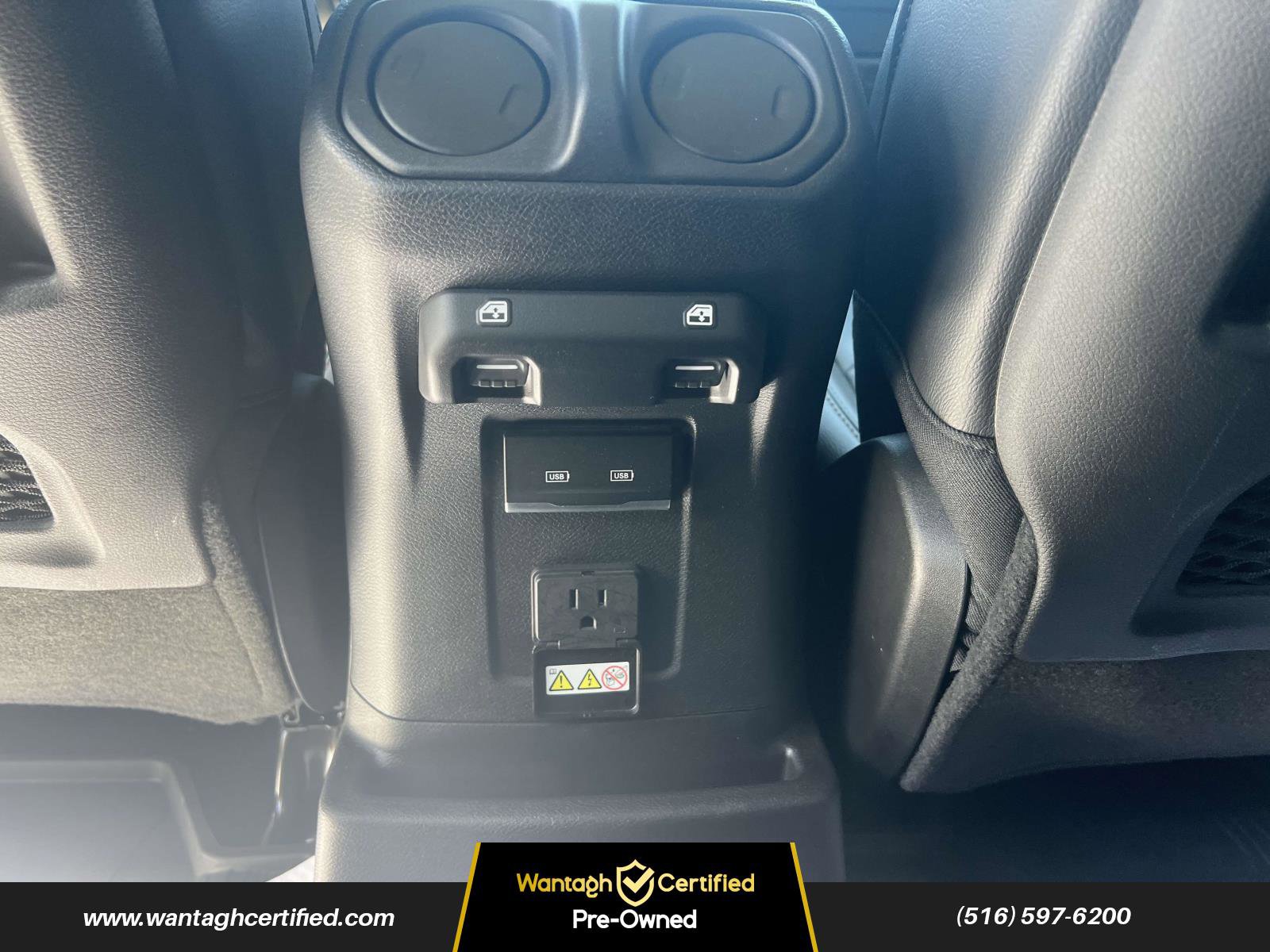 Used 2022 Jeep Wrangler Unlimited Rubicon w/ Xtreme Recon 35" Tire Package image 15