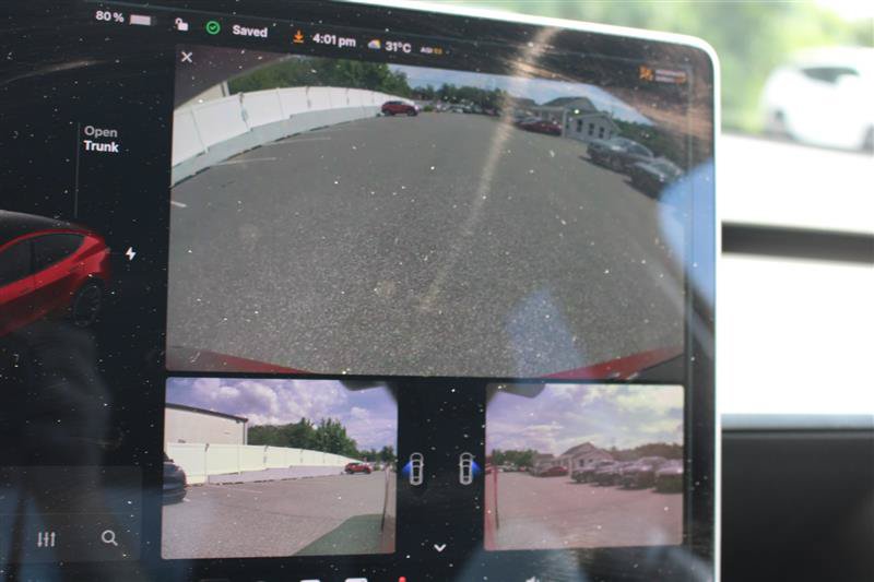 Used 2022 Tesla Model Y Long Range AWD/4WD image 18