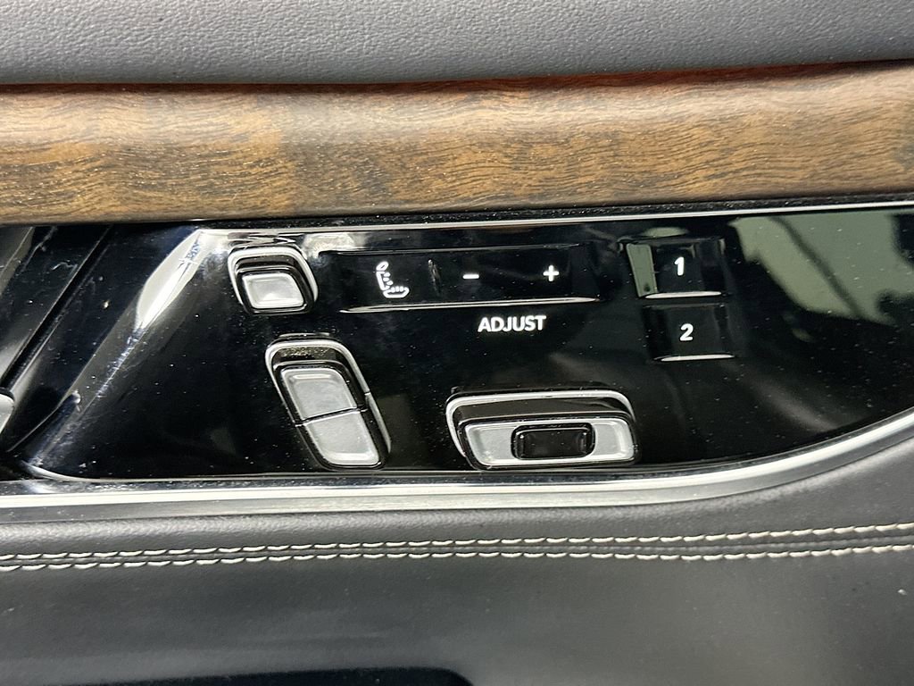 Used 2023 Jeep Grand Wagoneer 4WD image 22