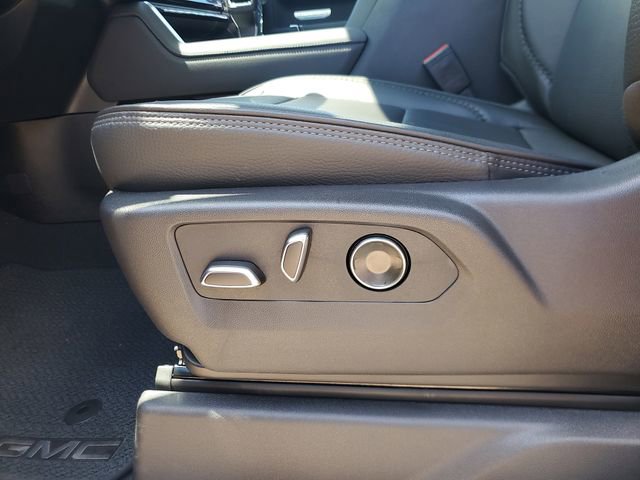 Used 2026 GMC Sierra 1500 Denali AWD/4WD image 16