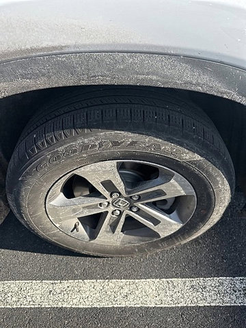 Used 2023 Honda Pilot EX-L image 12