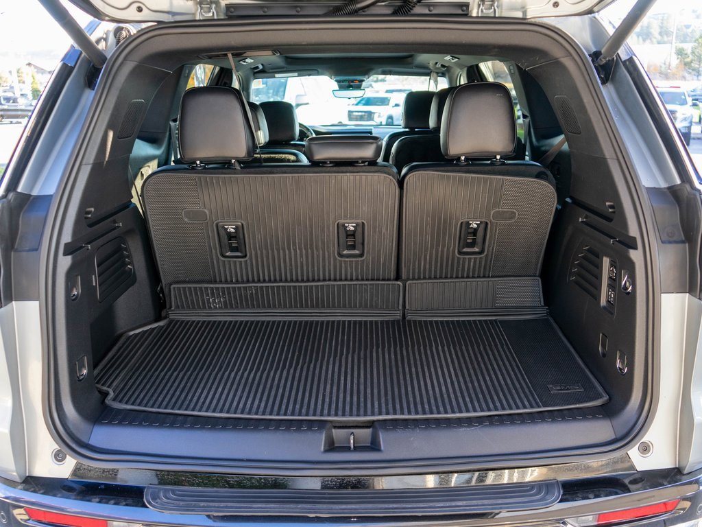 Used 2024 GMC Acadia Denali w/ Super Cruise Package image 36