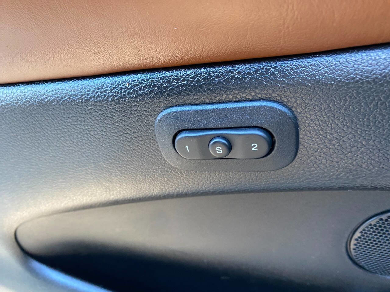 Used 2017 Jeep Grand Cherokee Summit w/ Platinum Series Group image 19