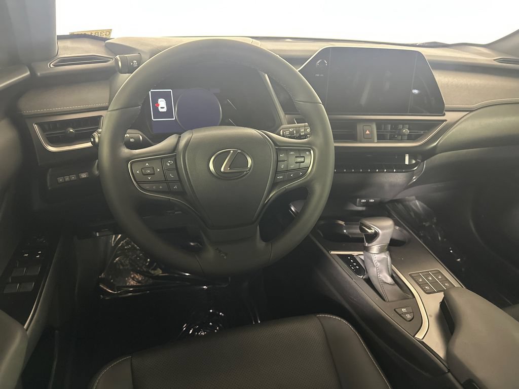 Used 2024 Lexus UX 250h AWD w/ Premium Package image 23