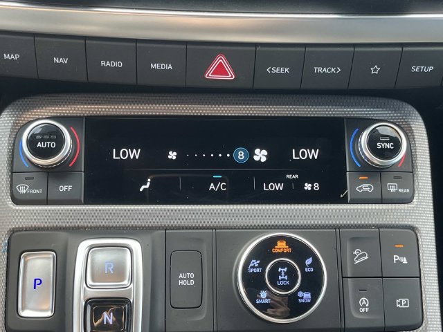 Certified 2025 Hyundai Palisade Calligraphy AWD/4WD image 39