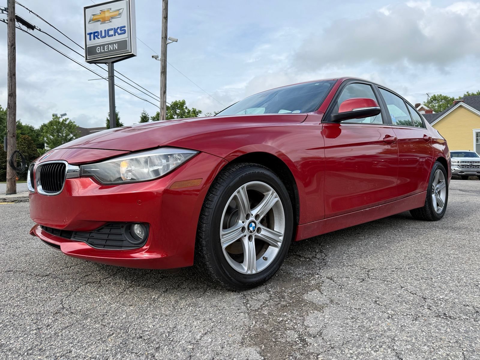 Used 2015 BMW 320i xDrive Sedan AWD/4WD image 2