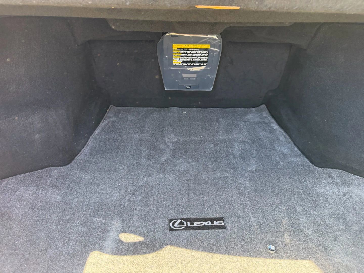 Used 2016 Lexus LS 460 w/ Comfort Package image 14