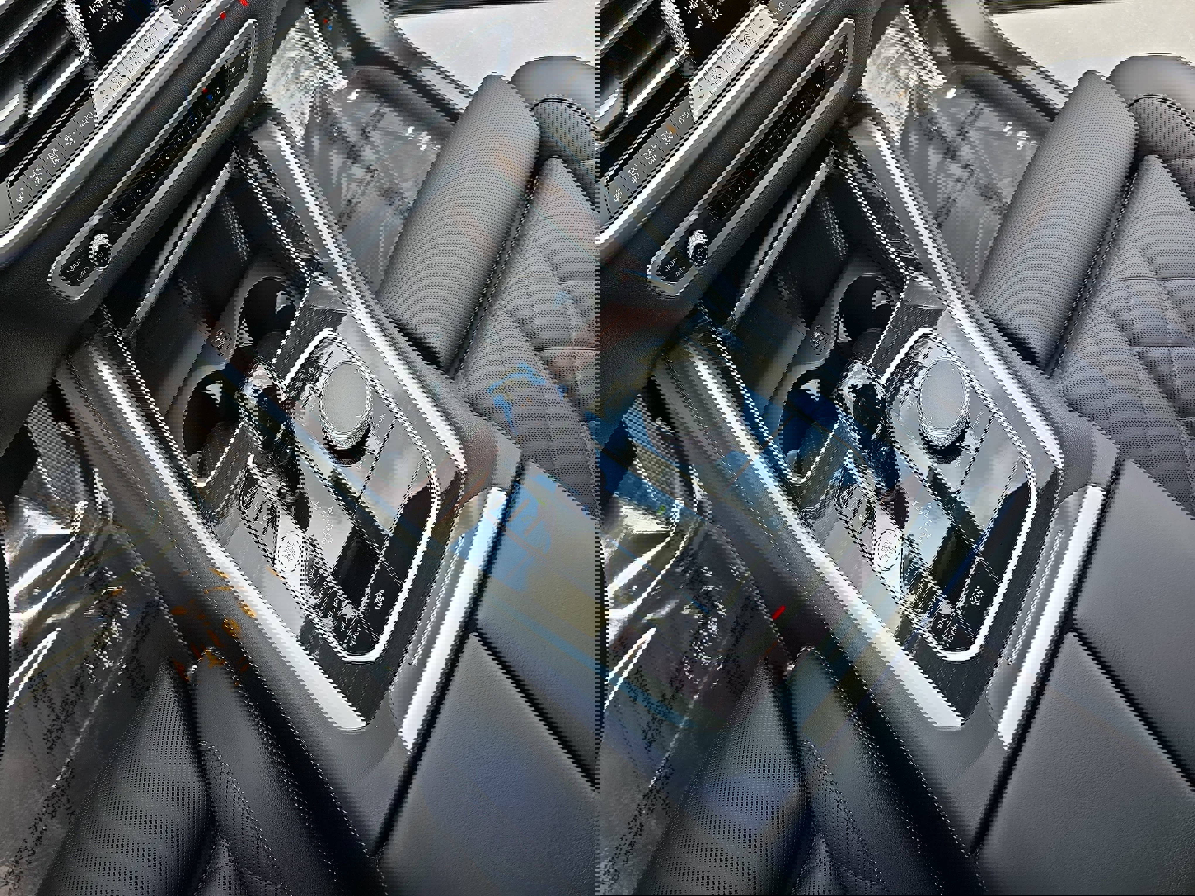 Used 2023 BMW X6 xDrive40i w/ Premium Package AWD/4WD image 25