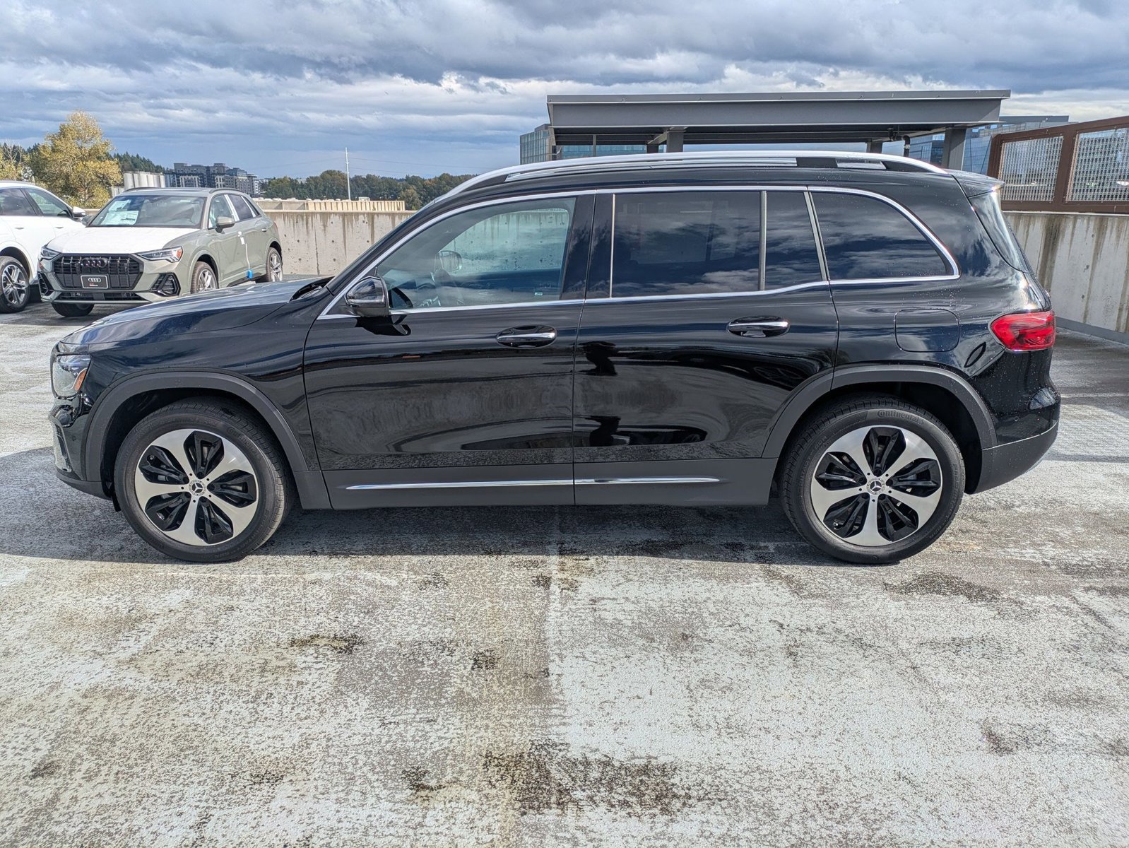 Certified 2026 Mercedes-Benz GLB 250 4MATIC image 9