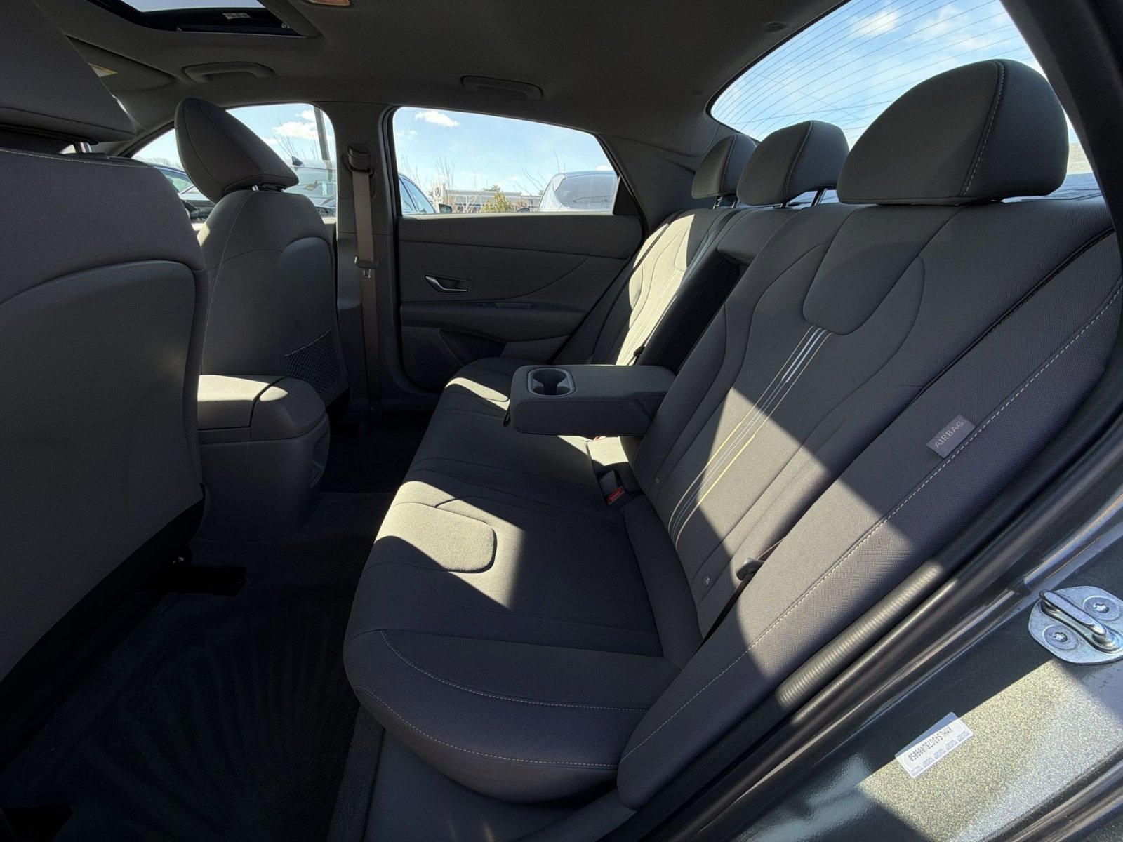 Certified 2025 Hyundai Elantra SEL image 25