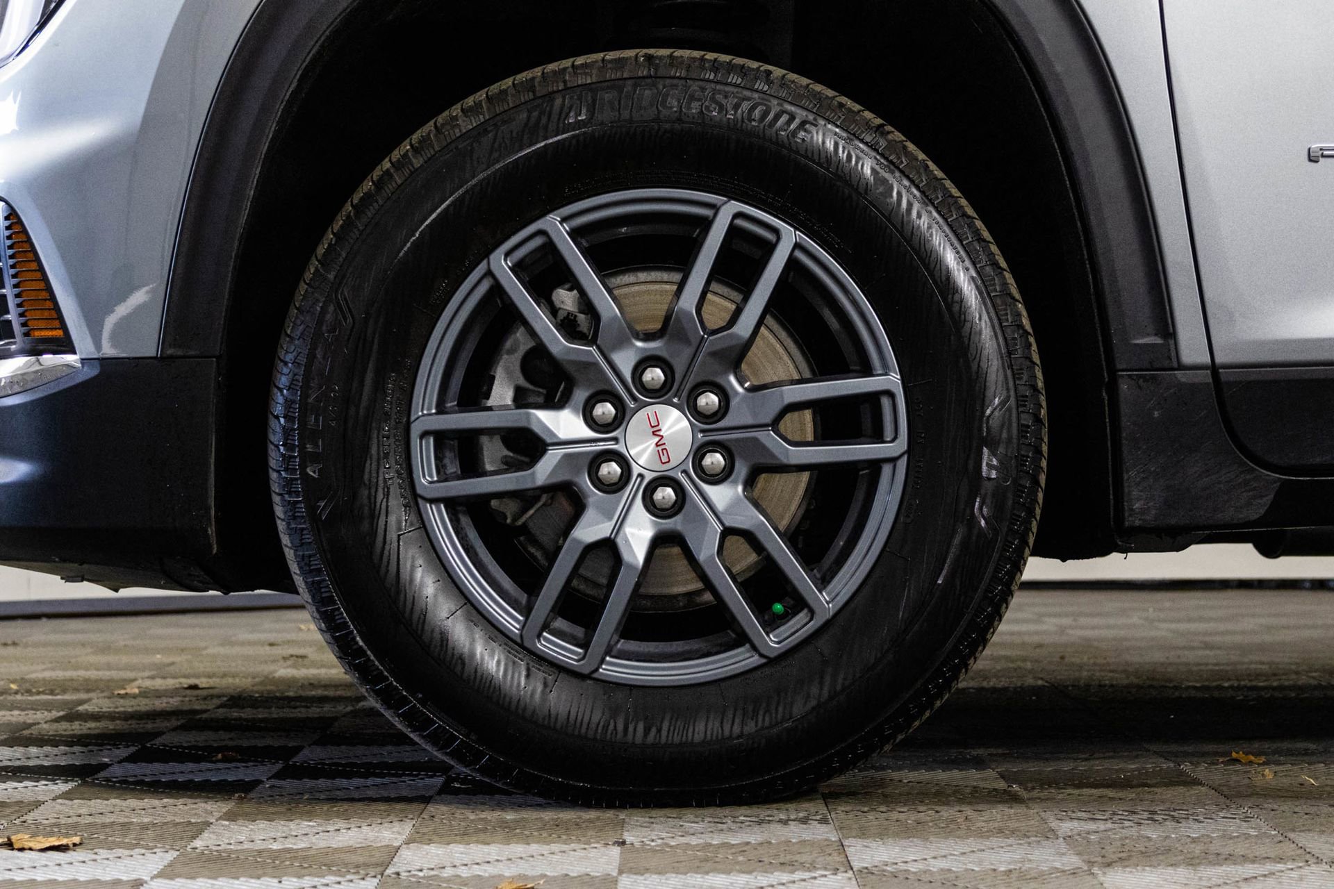 Certified 2025 GMC Acadia Elevation image 44