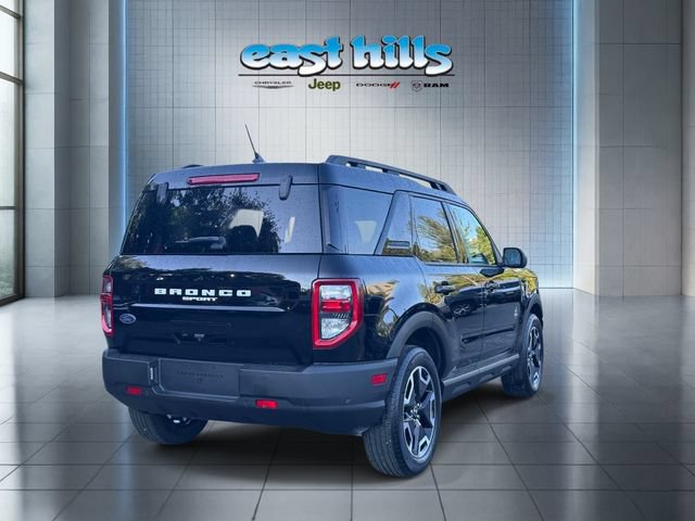 Used 2023 Ford Bronco Sport Outer Banks w/ Tech Package AWD/4WD image 3