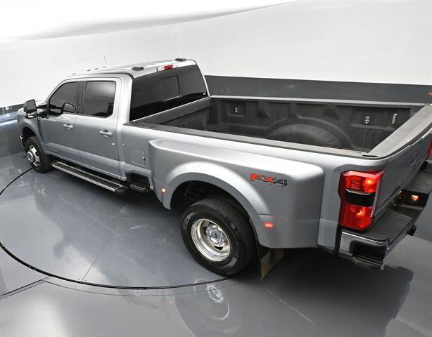 Used 2024 Ford F350 Lariat image 39