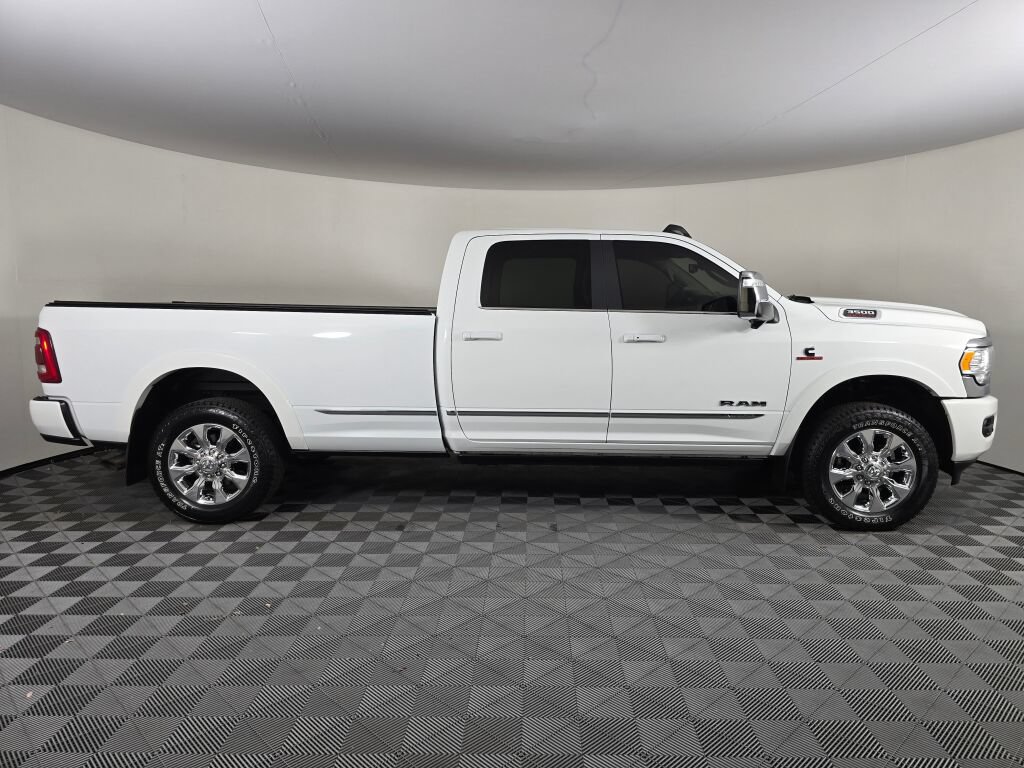 Used 2023 RAM 3500 Limited AWD/4WD image 2