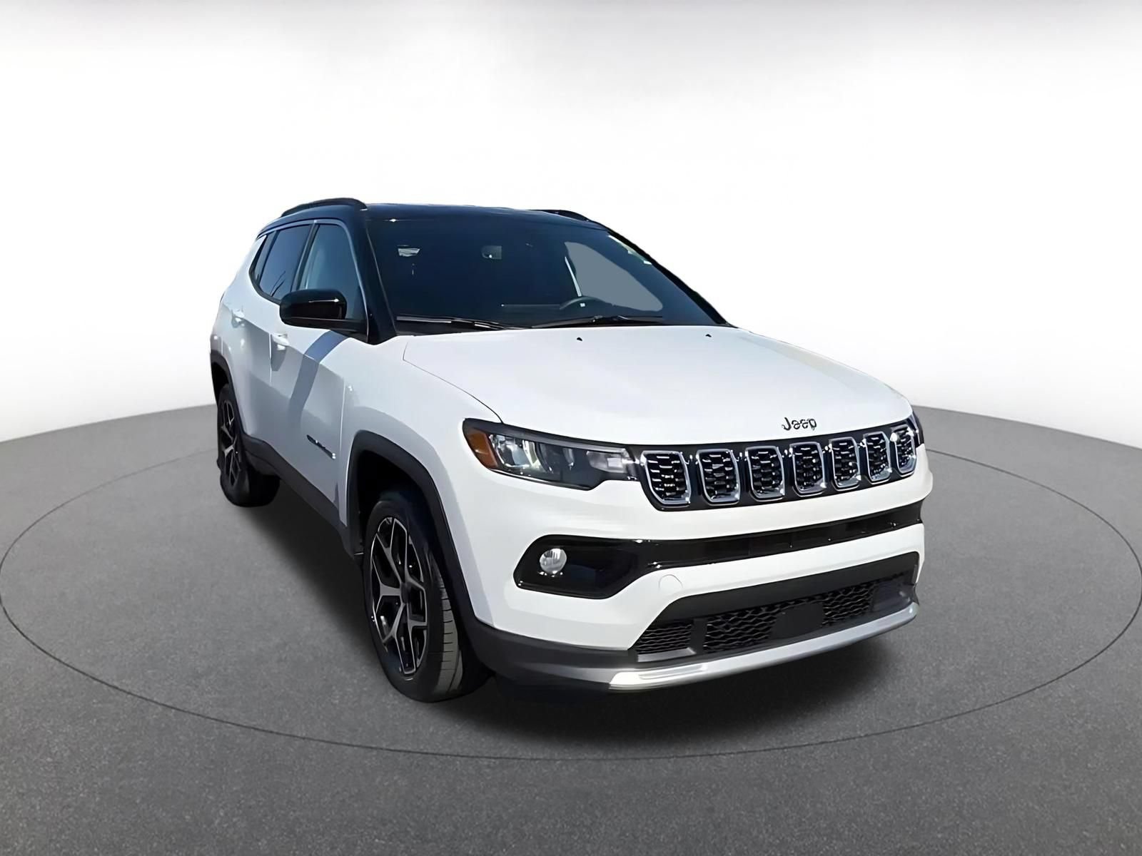 Used 2025 Jeep Compass Limited AWD/4WD image 3