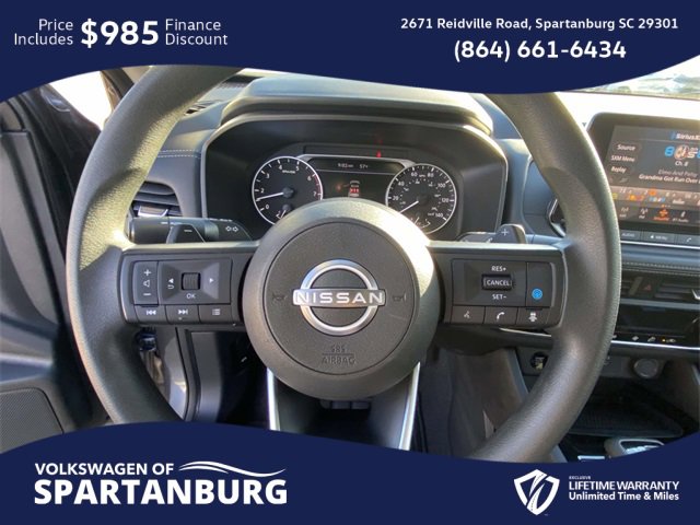 Used 2024 Nissan Rogue SV image 20