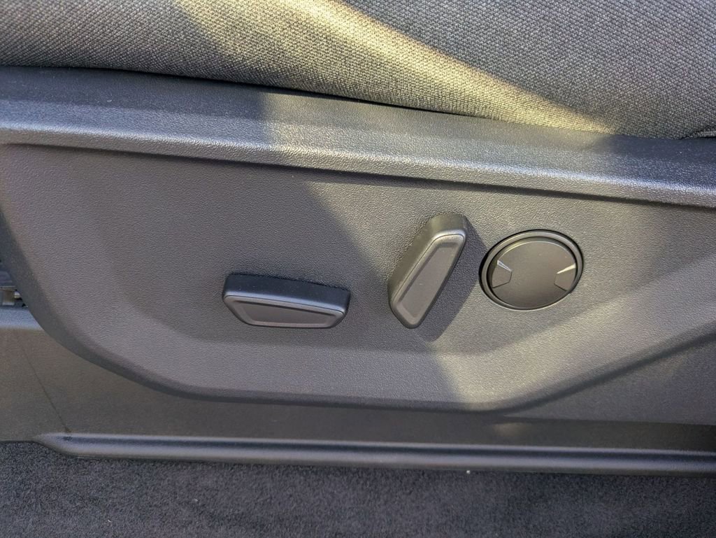 New 2024 Ford F150 XLT w/ Equipment Group 302A MID image 22