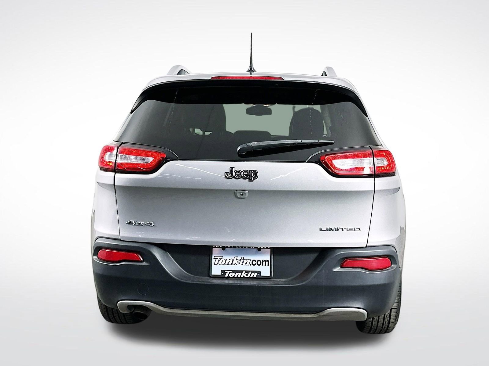 Used 2015 Jeep Cherokee Limited AWD/4WD image 7