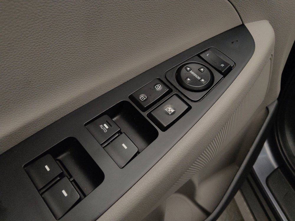 Used 2018 Hyundai Tucson Value FWD image 27