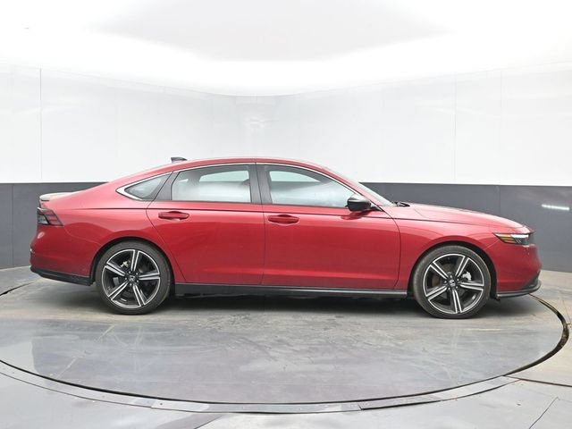 Used 2025 Honda Accord Sport image 11