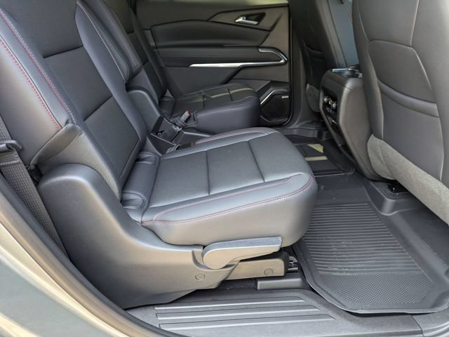 New 2026 Chevrolet Traverse Z71 w/ Enhanced Driving Package AWD/4WD image 37