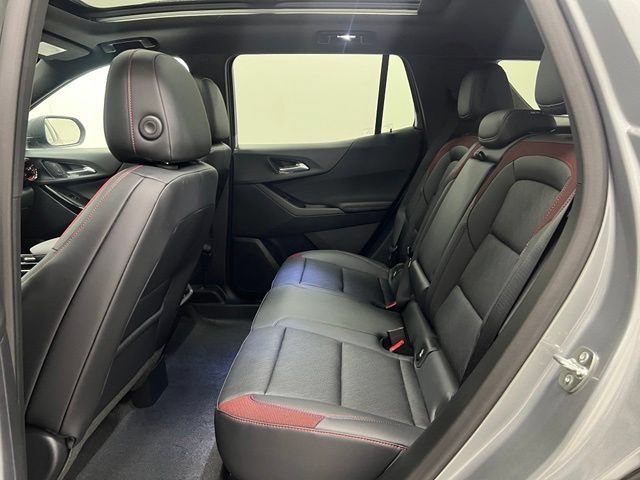 New 2026 Chevrolet Equinox RS w/ Convenience Package III AWD/4WD image 15