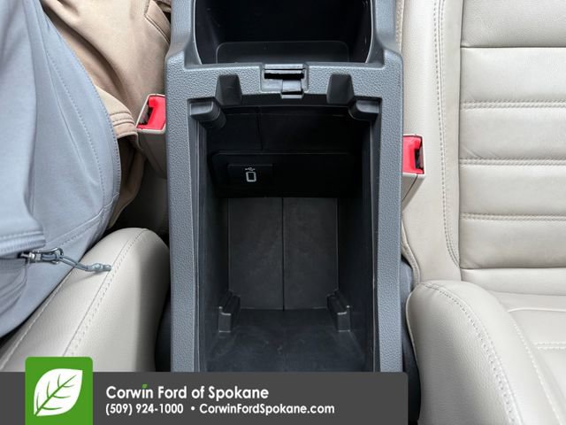 Used 2018 Ford Escape SEL image 32