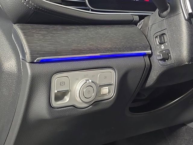 Used 2026 Mercedes-Benz GLS 450 4MATIC image 19