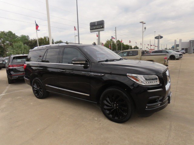 Used 2020 Lincoln Navigator Reserve w/ Equipment Group 208A Reserve AWD/4WD image 6