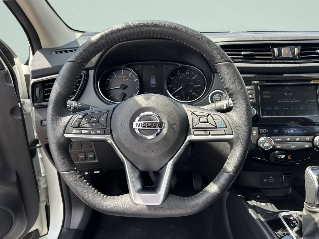 Used 2021 Nissan Rogue Sport SL w/ Premium Package FWD image 33