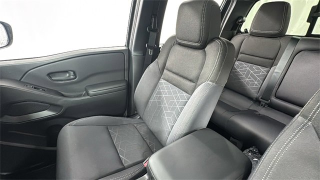 New 2026 Nissan Frontier SV w/ SV Convenience Package image 13