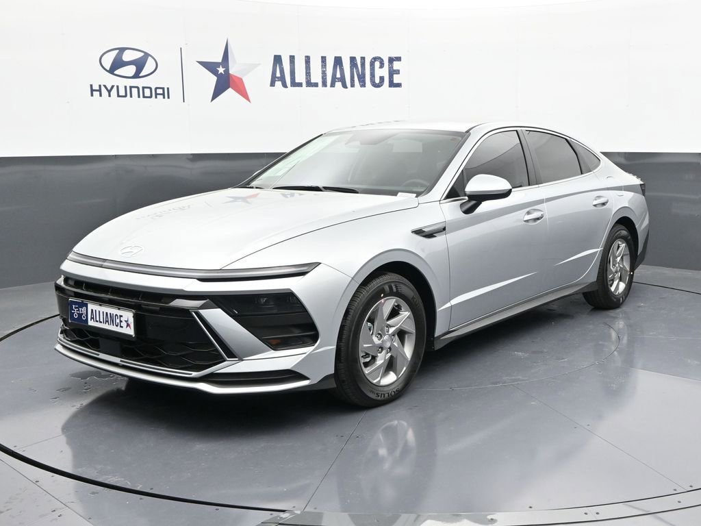 Certified 2026 Hyundai Sonata SE FWD image 1