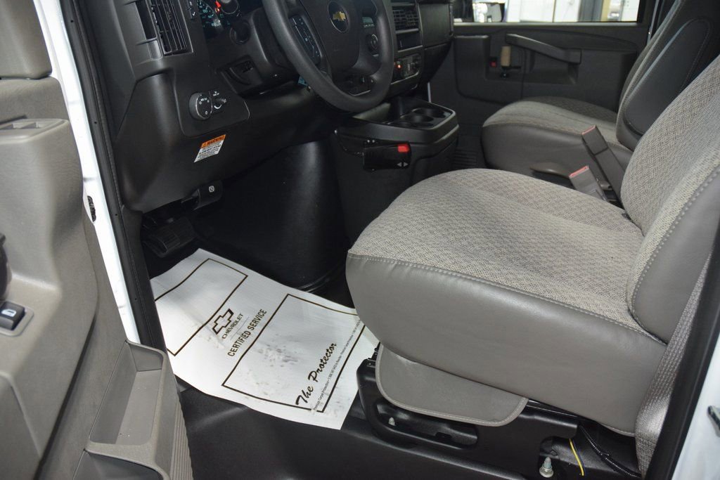 New 2026 Chevrolet Express 3500 w/ Power Convenience Package RWD image 24