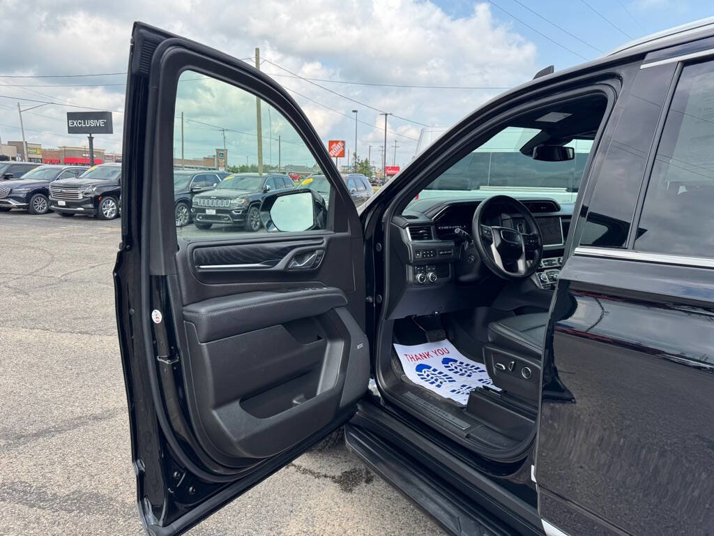 Used 2024 GMC Yukon Denali image 12
