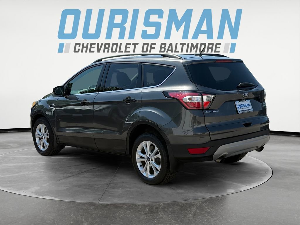 Used 2018 Ford Escape SE AWD/4WD image 4