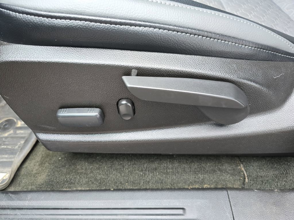 Used 2016 Chevrolet Colorado Z71 image 24