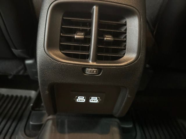 Used 2021 Jeep Cherokee Latitude Lux FWD image 20