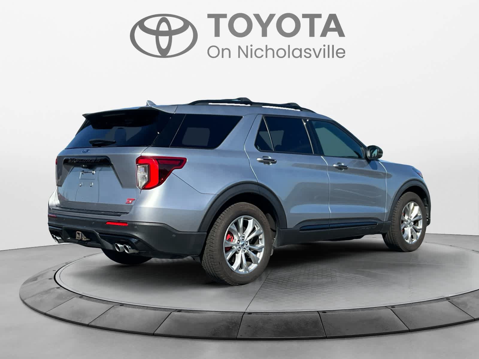Used 2020 Ford Explorer ST w/ ST Street Pack AWD/4WD image 5