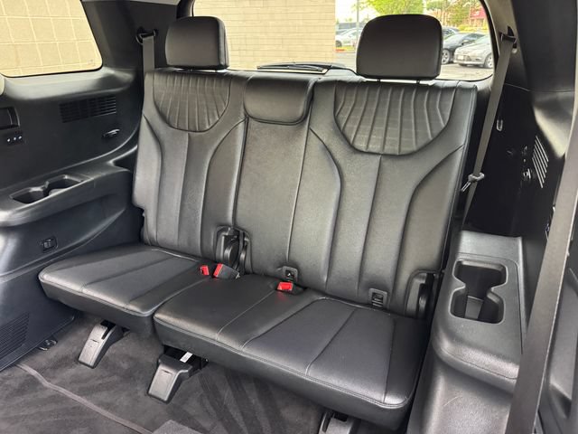 Used 2024 Hyundai Palisade Limited AWD/4WD image 19