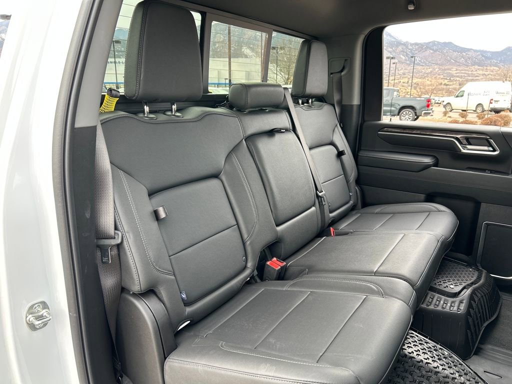 Used 2025 Chevrolet Silverado 3500 LTZ w/ LTZ Plus Package image 23