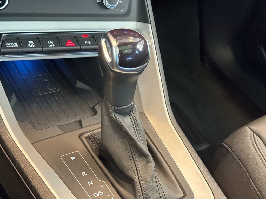 Used 2022 Audi Q3 2.0T Premium Plus AWD/4WD image 26