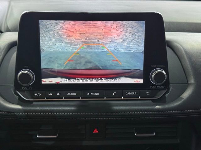 Certified 2025 Nissan Rogue SV image 35