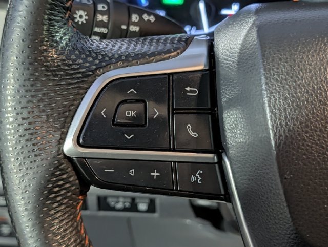 Used 2023 Toyota Sienna XSE w/ XSE Plus Package AWD/4WD image 21