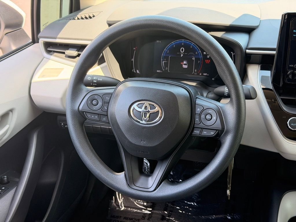 Used 2026 Toyota Corolla LE FWD image 19